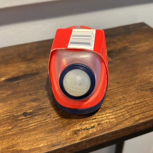 Tide Kick Dispenser Pretreater Laundry Detergent Discontinued New - Picture 4 of 5